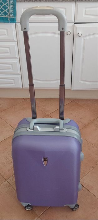MALA DE VIAGEM DE CABINE COM 4 RODAS  E CÓDIGO. Casa Arrumação Férias Quarto.