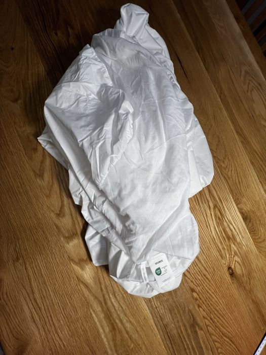 Ochraniacz na materac 90/200 cm wodoodporny bialy nowy na gumce