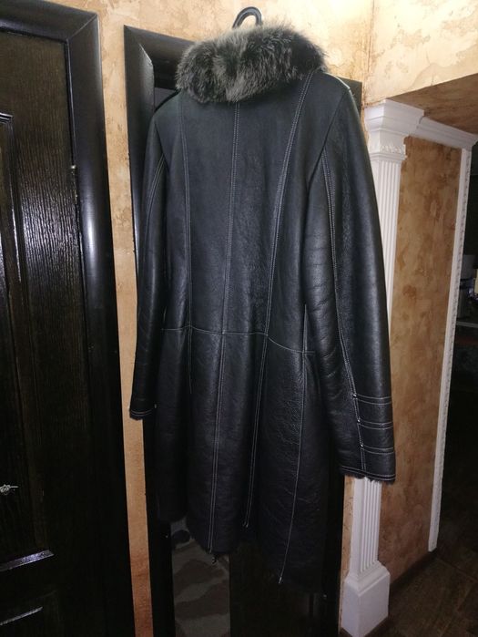 Натуральная совершенно новая женская дубленка