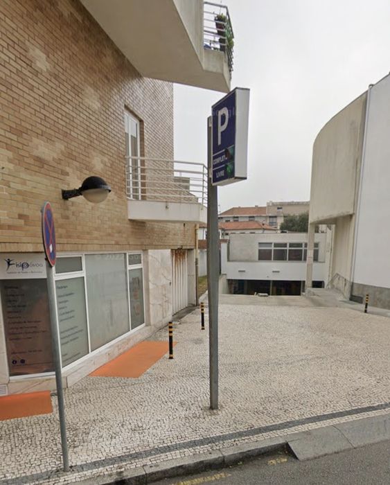 Aluga-se lugar de garagem. Póvoa de Varzim