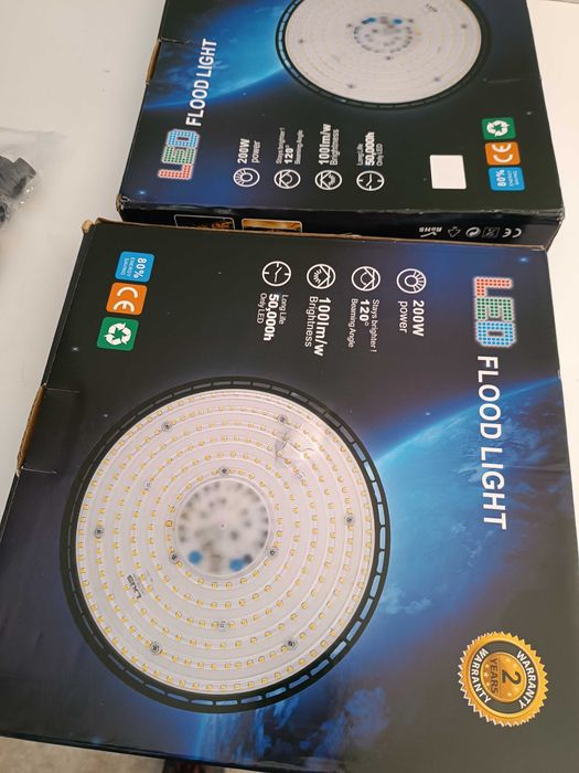 Projetor de 200W led 3000K de teto