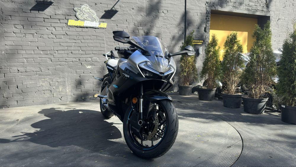 Мотоцикл CFMOTO 675SR-R Кредит/Розтрочка під 0