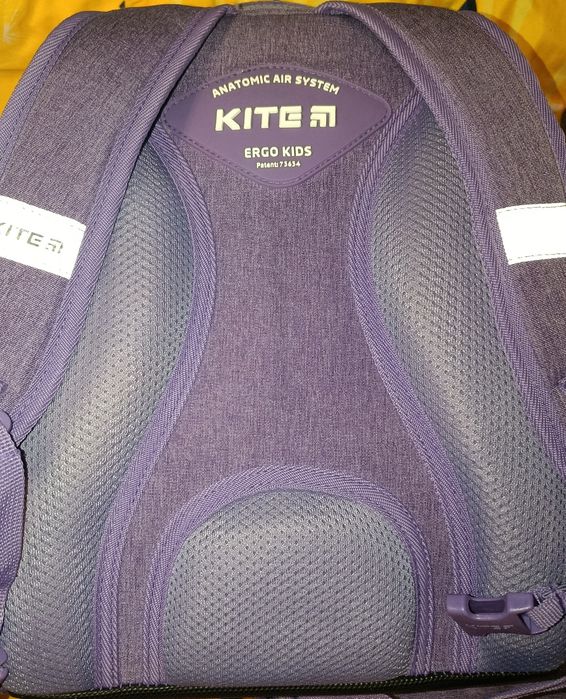 Продам шкільний рюкзак Kite