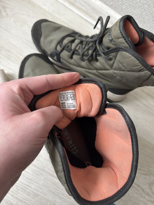 Зимове взуття adidas terrex жіноче