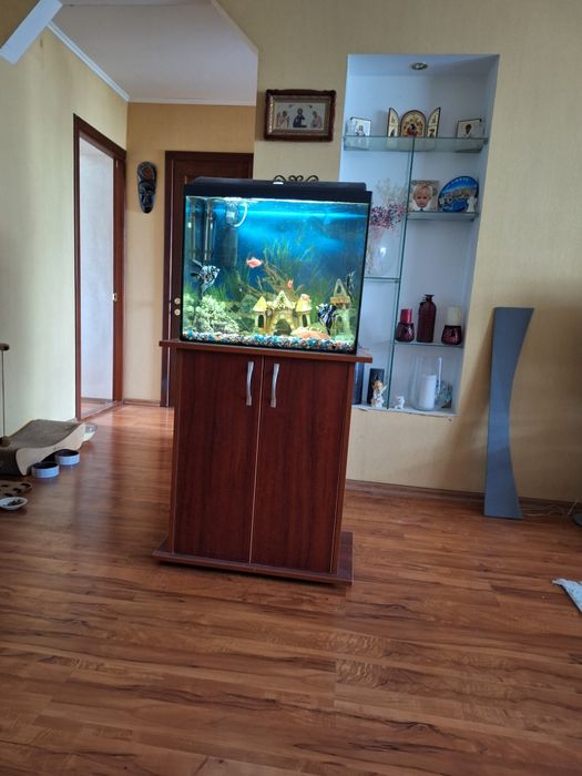 Продам аквариум 100л ,