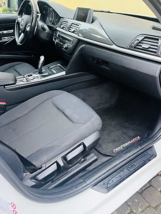 Bmw seria 3 f30.