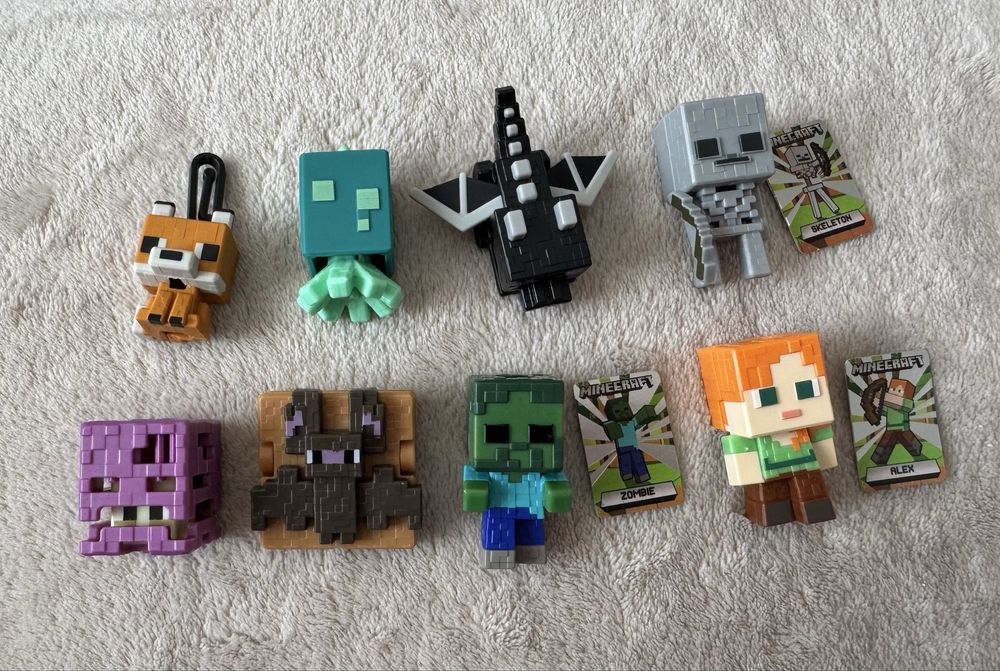 Фігурки Kinder Minecraft