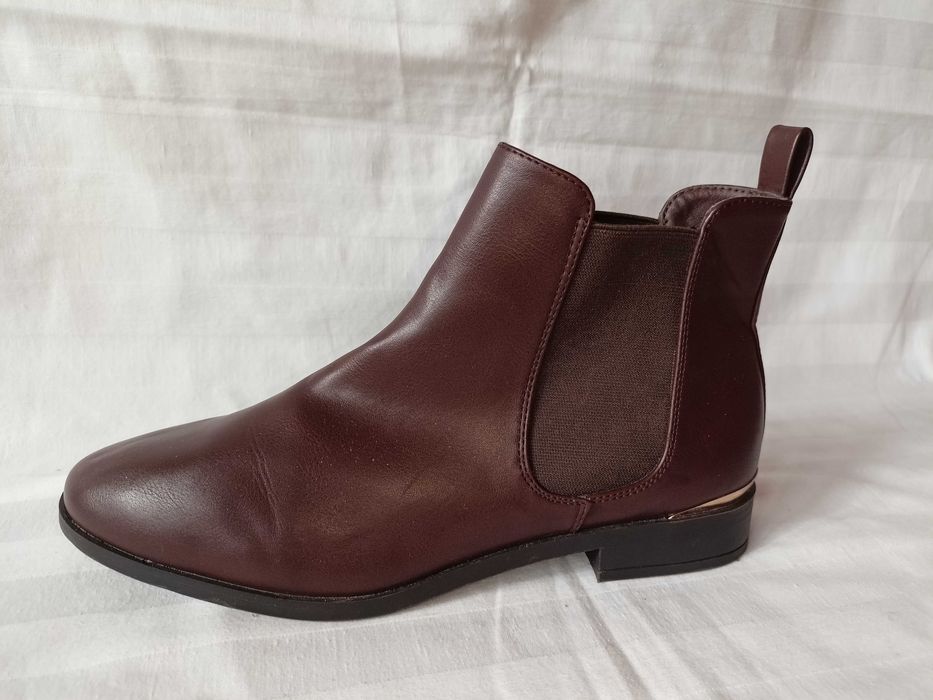 Wide Fit Extra Comfort roz.40/UK 7/- dl. wkł. 26,3 cm- stan bdb