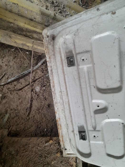 Двері мерседес спрінтер