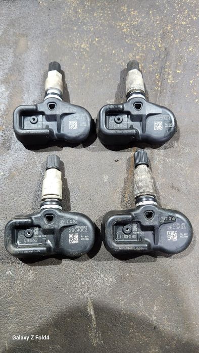 Продам датчики давления шин тойота лексус, оригинал