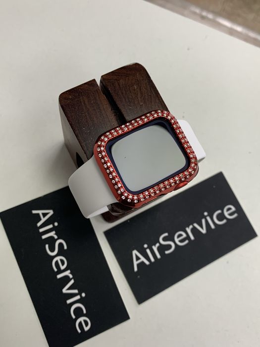 Оригінальні Apple Watch Series 6 40 mm product red