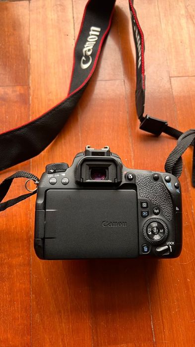 Canon 77D + 18-55