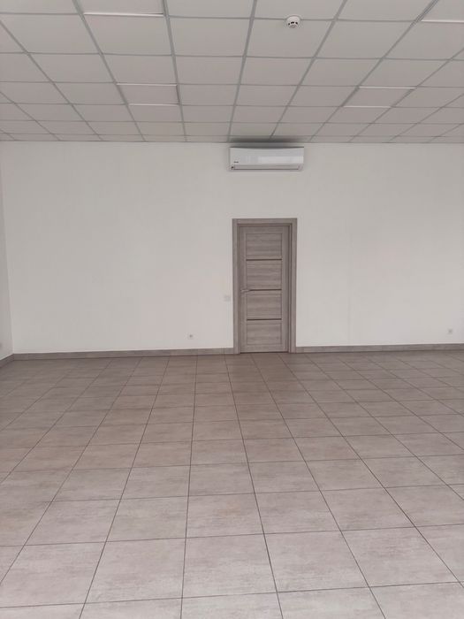 Продам приміщення