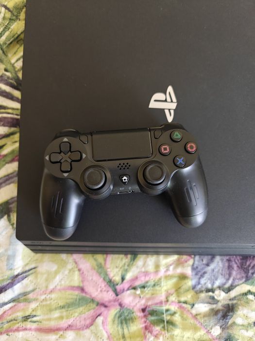 PS4 pro 1gb pamięci wewnętrznej