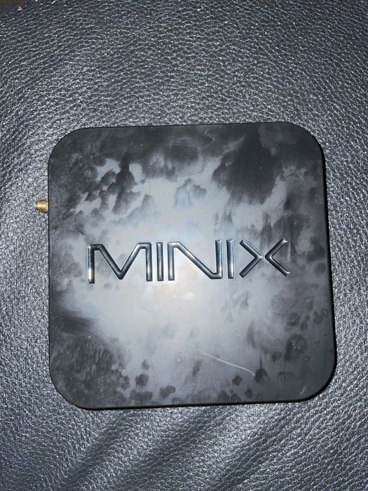 Minix NEO X8-H Plus - Media Hub
