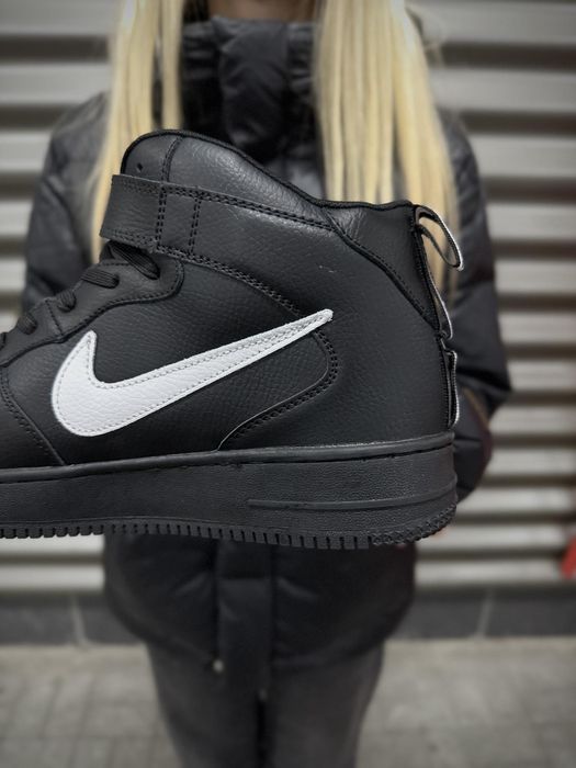 Зимові з хутром Nike Air Force чорні кросівки найк форси Зима