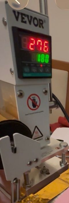 Máquina de gravação a quente