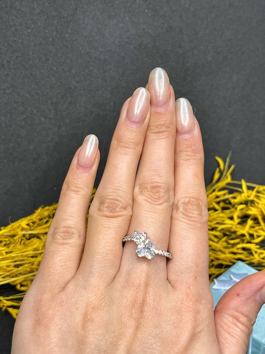 Каблучка Pandora Пандора з білими сердечками