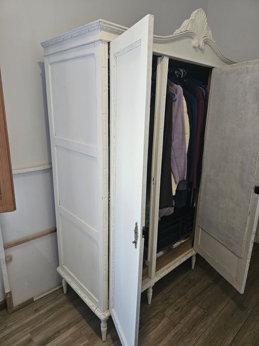 Roupeiro/Móvel vintage Dona Maria, remodelado