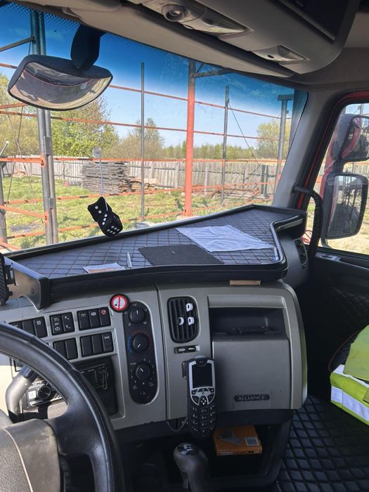 Тягач і причіп на продаж