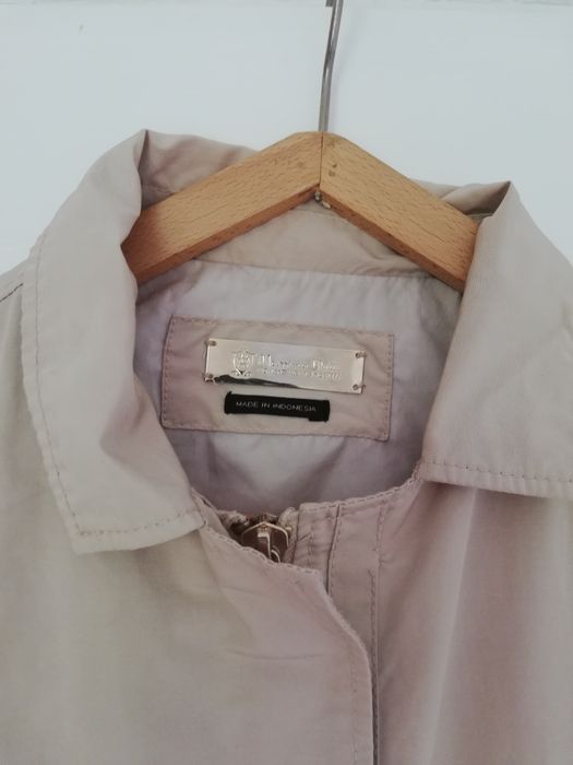 Lekka beżowa kurtka Massimo Dutti S