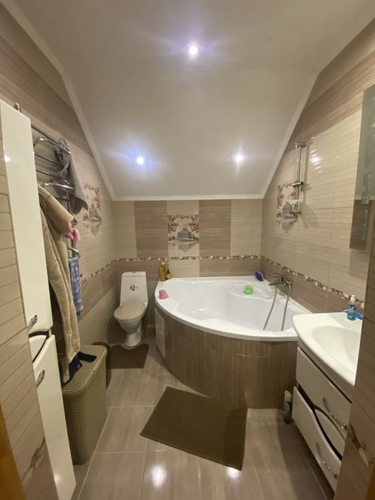 Продаж 4-х кімнатного будинку м. Пустомити