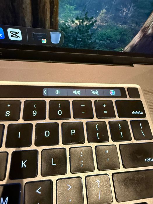 Apple MacBook Pro 16" (2019) 2.6GHz Core i7 Touch Bar