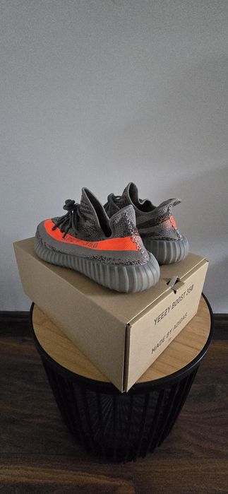 Yeezy 350v2 Beluga reflective
