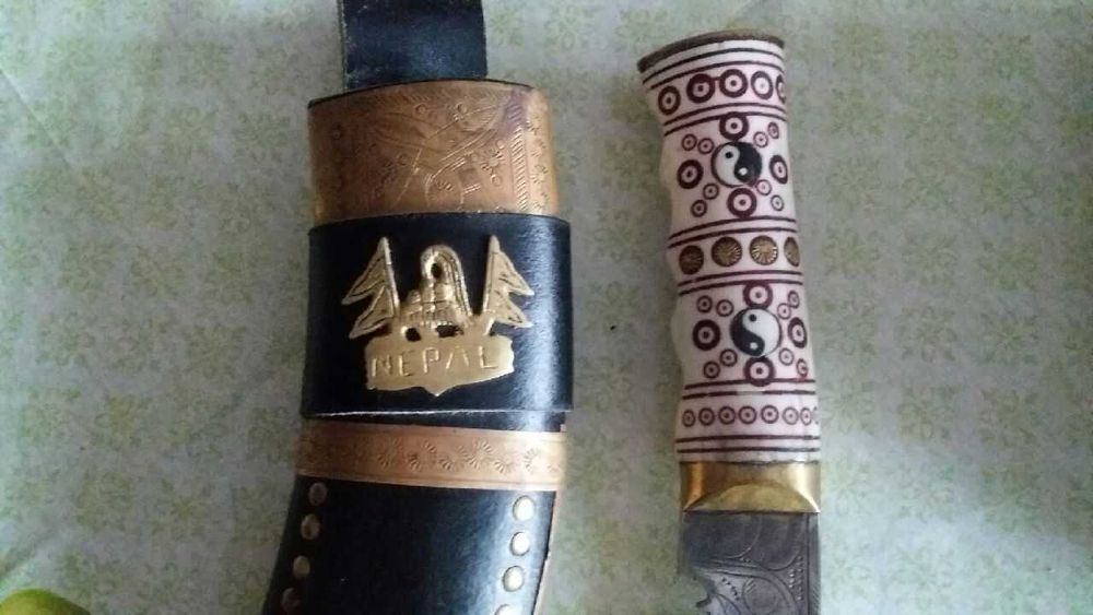 noz kukri bogato zdobiony