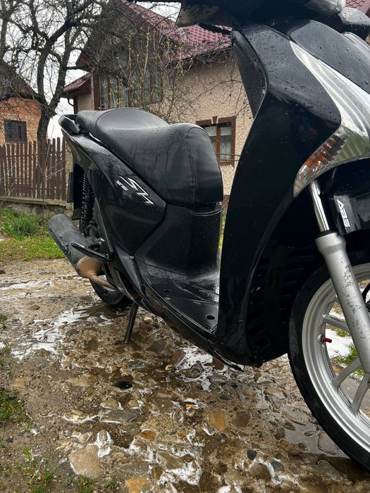 Пластик honda sh,125-150  розбір!
