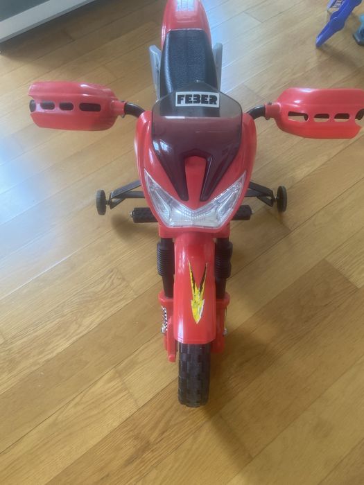 Mota eletrica 3-5anos