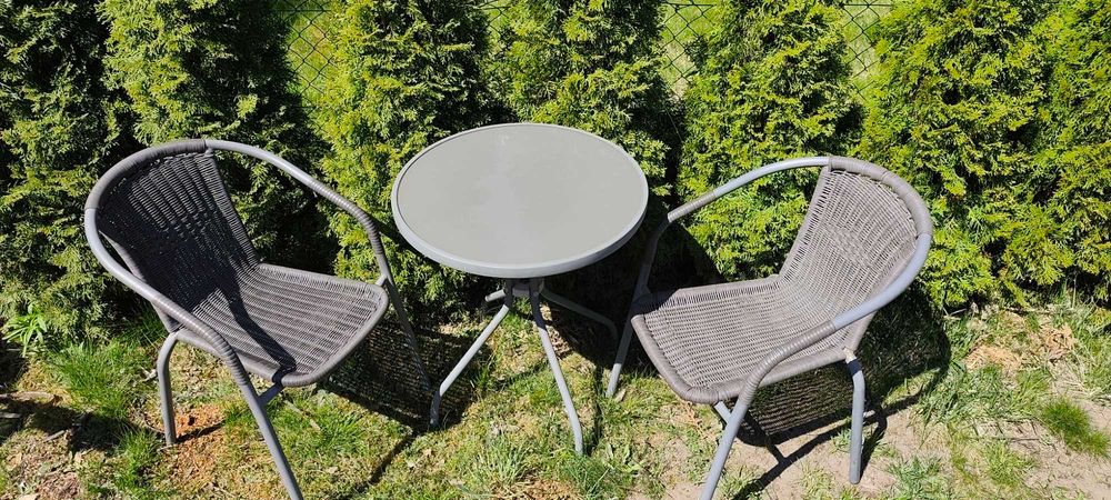 Meble ogrodowe na działkę do ogrodu na balkon