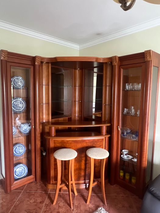 Móvel de sala com bar