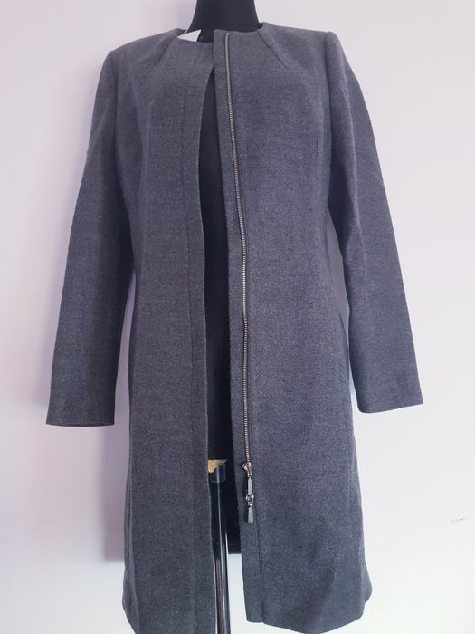 Nowy welniany płaszcz damski marki Molton rozmiar S.