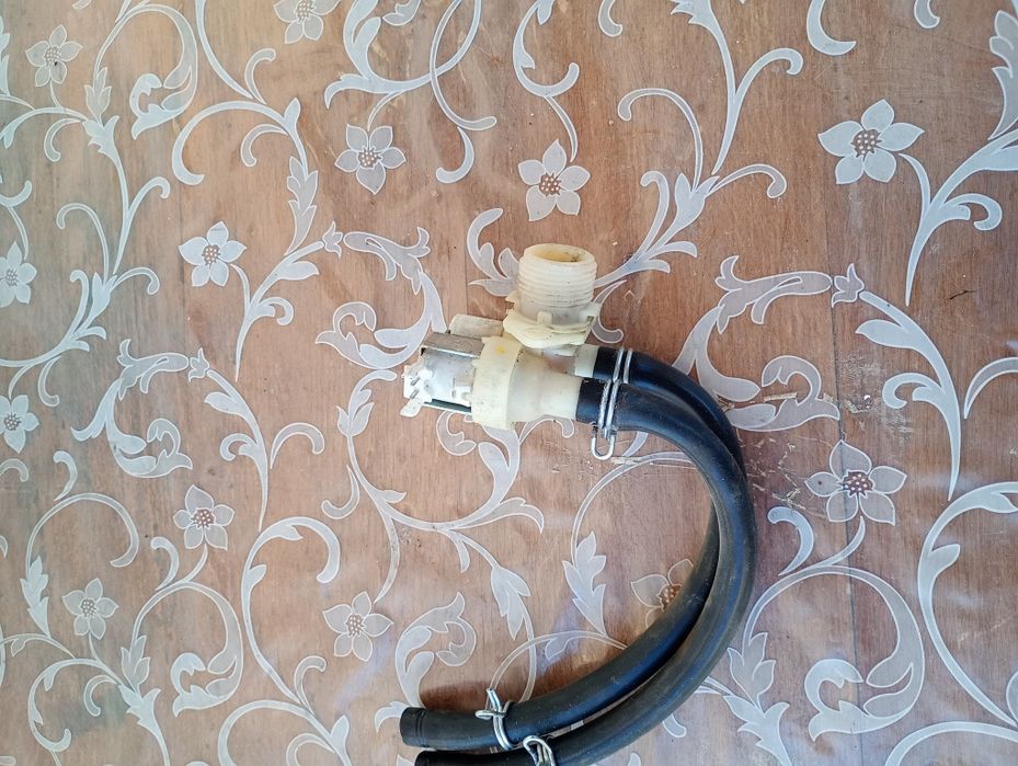 Запчастини до пральної машини zanussi LINDO100