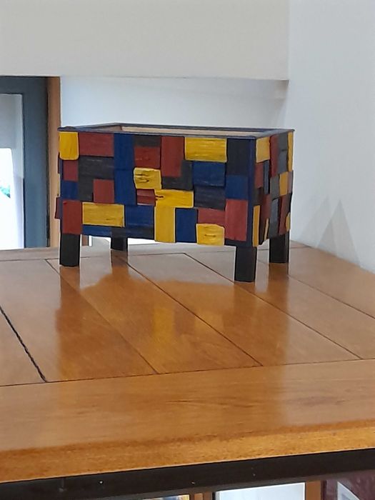 Artesanato floreiras  em madeira