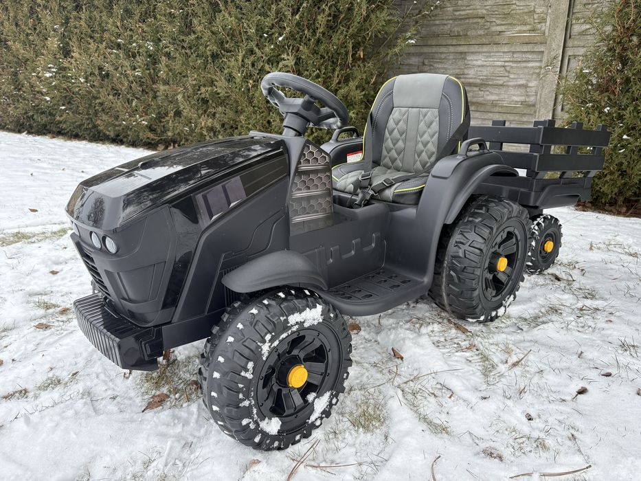 Traktor Titanium z przyczepą auto elektryczne dla dzieci