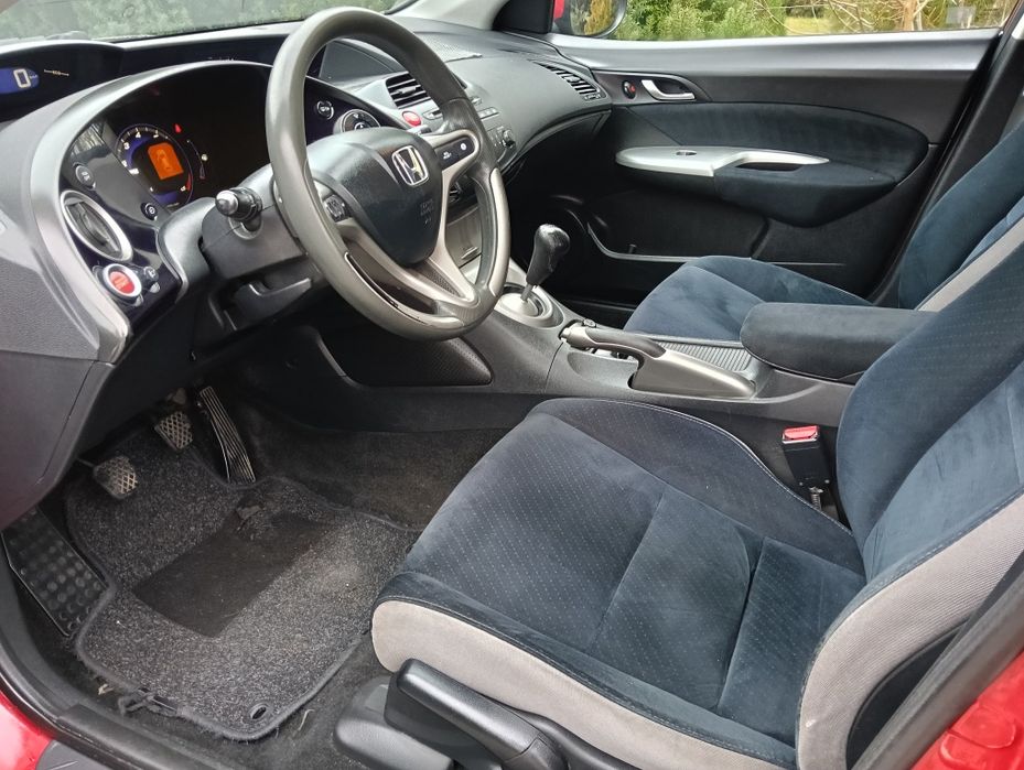 Honda Civic VIII. 1,4 PLG. Klima. Stan BDB. Zarejestrowany