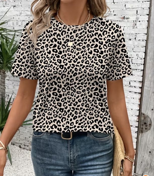 Футболки (розмер л)пролет с розмером