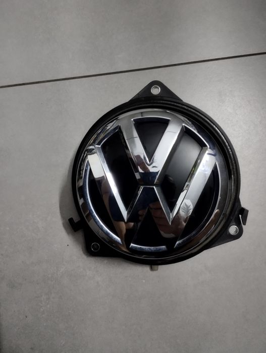 Znaczek zamek tylnej klapy VW Passat B8 Golf 7.