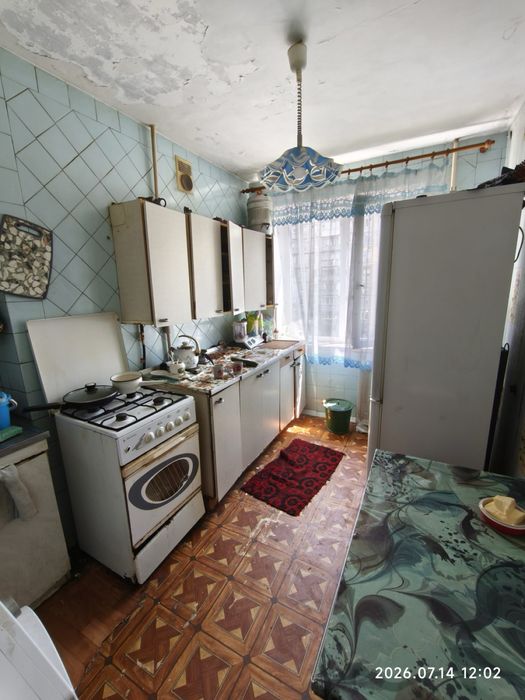 Продам 2к Солнечный