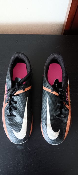 Chuteiras, equipamento futebol