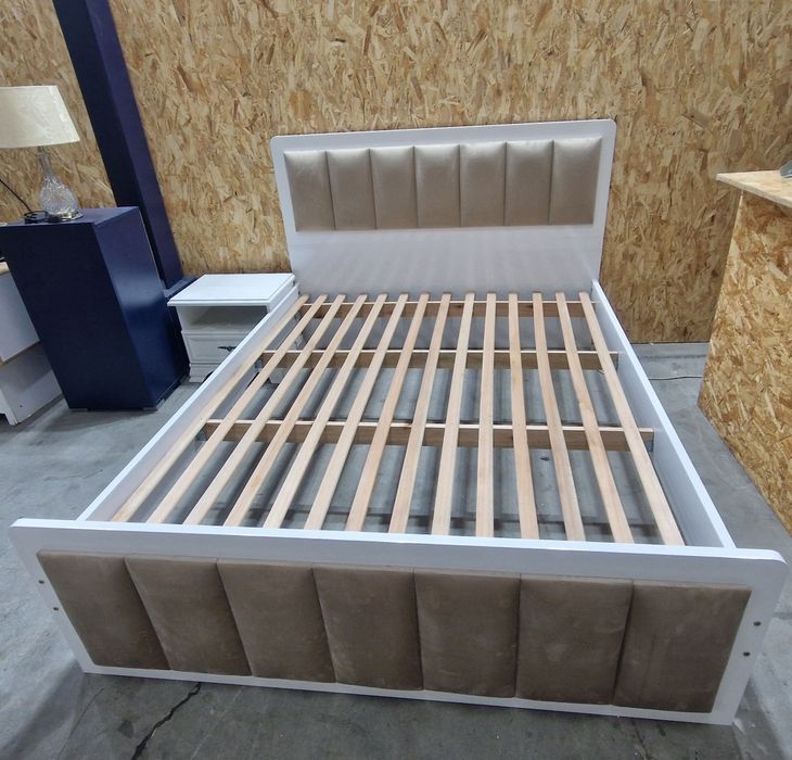 Cama nova em caixa  selada nunca foi aberta