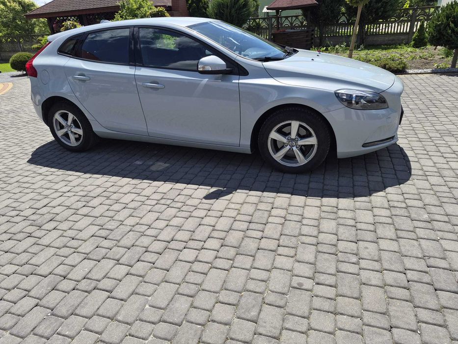 Sprzedam Volvo V40