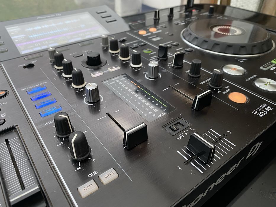 Pioneer XDJ-RX all-in-one, kontroler, konsola DJ. Nie CDJ DJM RR RX2