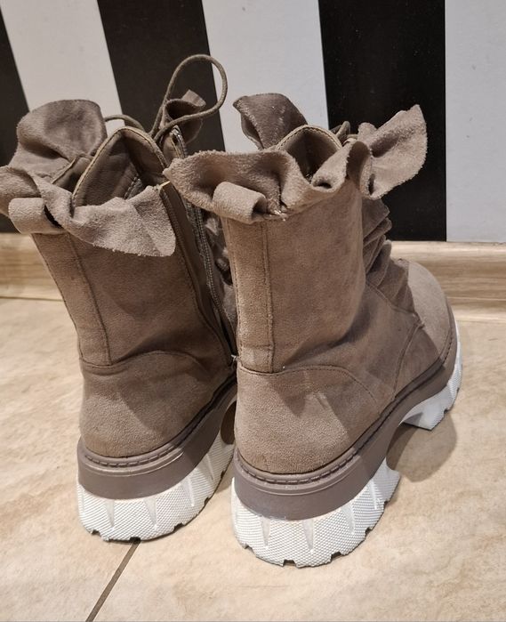 Botki  ocieplane  damskie  38