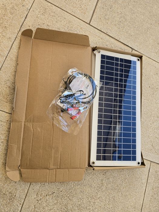 Painel solar 100w    12 V