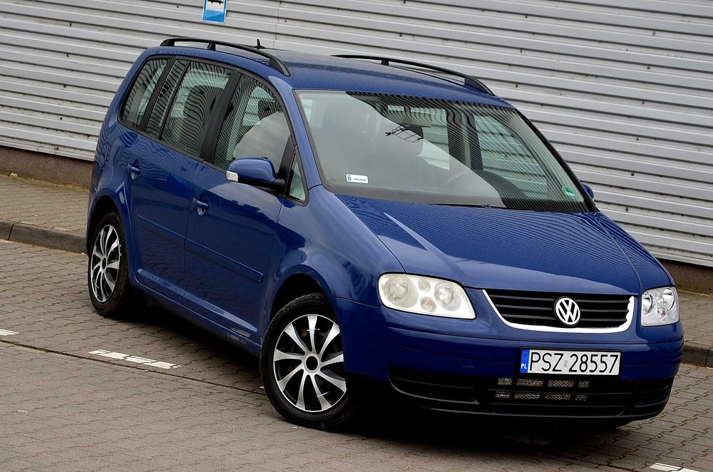 VW Touran 2004r.* 1896cm3 * 11 lat w jednych rękach * Ważne OC i PT