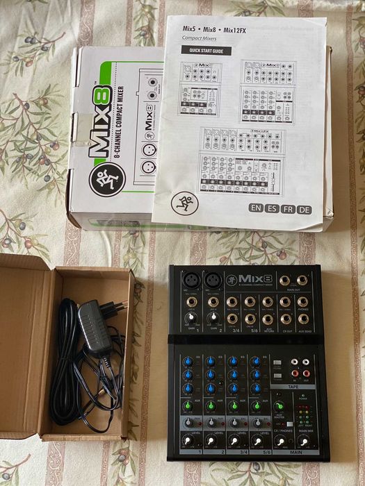 Mikser audio Mackie Mix8