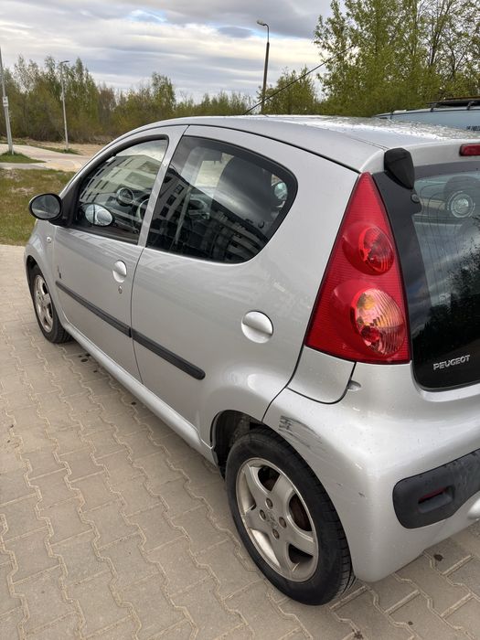 Peugeot 107 2009r.